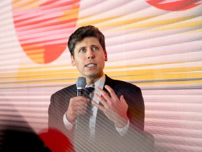 سام آلتمن: روبات‌ها باعث شده‌اند شبکه‌های اجتماعی فیک به نظر برسند