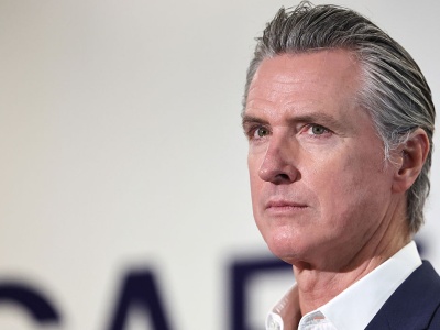 کالیفرنیا اولین ایالتی که چت‌بات‌های همدم AI را قانونمند کرد