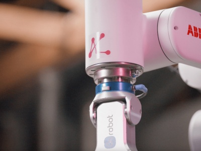 Mbodi: آموزش روبات‌ها با عوامل هوش مصنوعی در TechCrunch Disrupt 2025