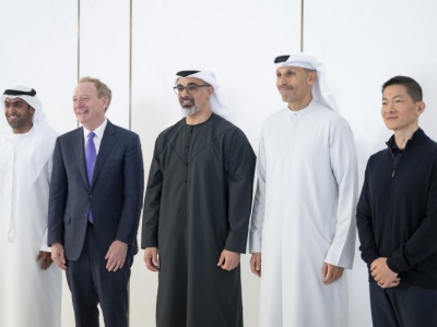 سرمایه‌گذاری ۱۵.۲ میلیارد دلاری مایکروسافت در امارات: آزمایش جدید برای دیپلماسی هوش مصنوعی آمریکا